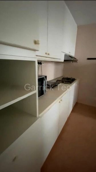 2 Bed Apartment (Condo) for Sale in  International Plaza - Image 4